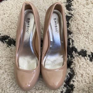 Size 8.5 nude heels